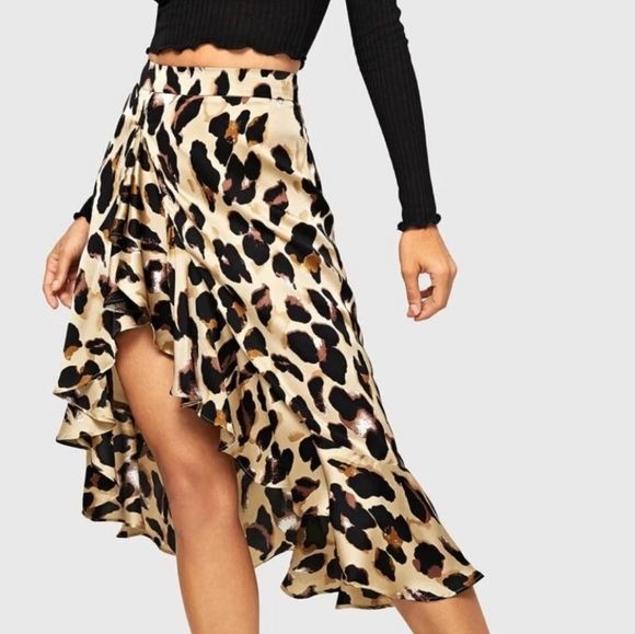 Dresses & Skirts - SHEIN Ruffle Trim Leopard Satin skirt size L